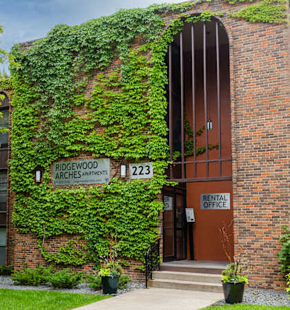Stevens Square Apartments in Minneapolis | Ridgewood Arches